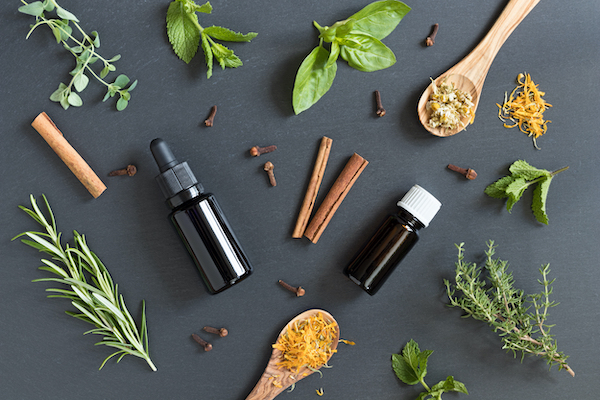 Huiles Essentielles aromatherapie et huiles essentielles